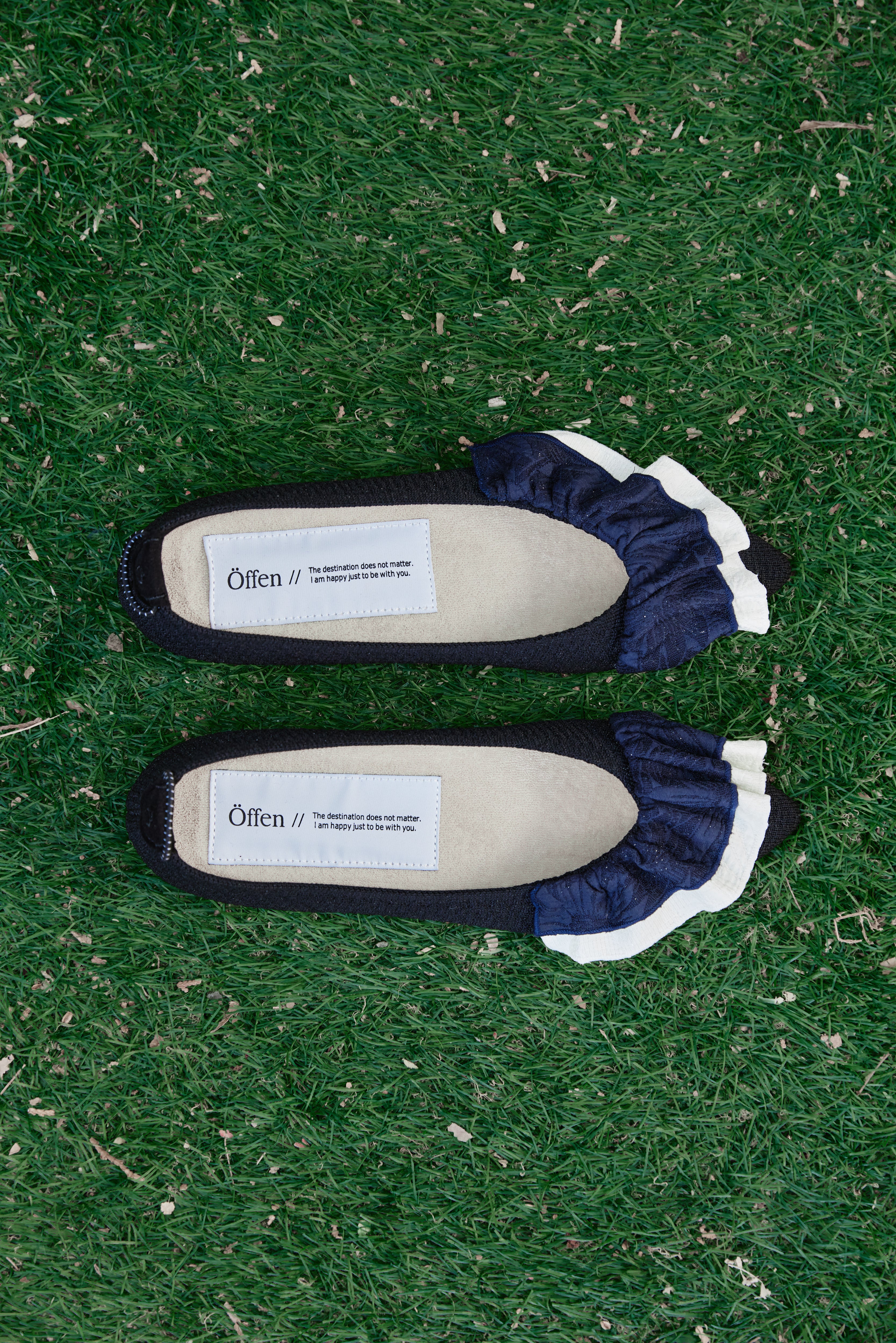 【ecmile. × Öffen】BALLET TUTU FRILL( UPCYCLE POUCH SET )