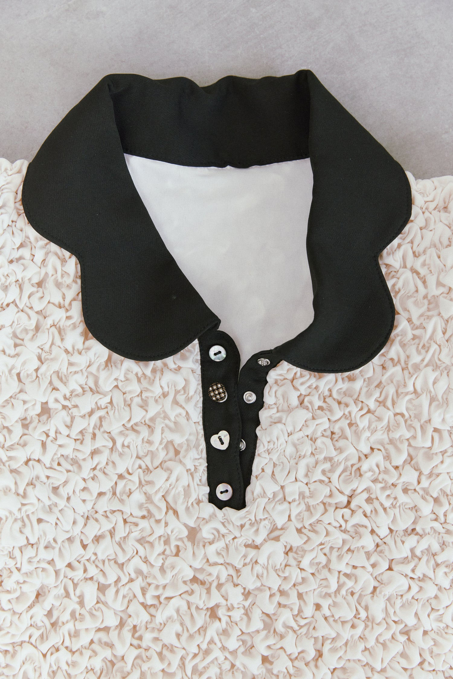 HEART COLLAR POLO