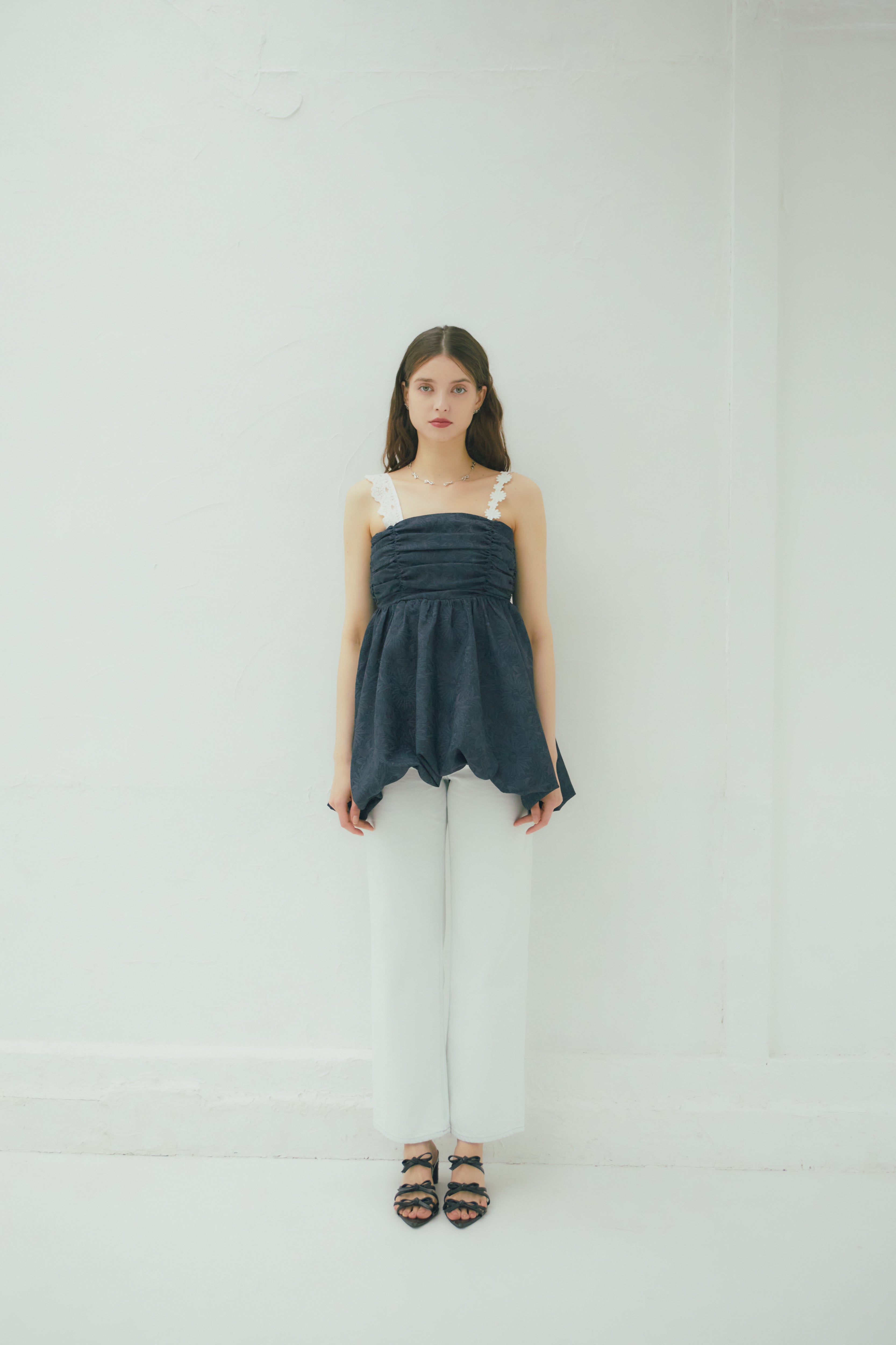 Asymmetry lace cami top