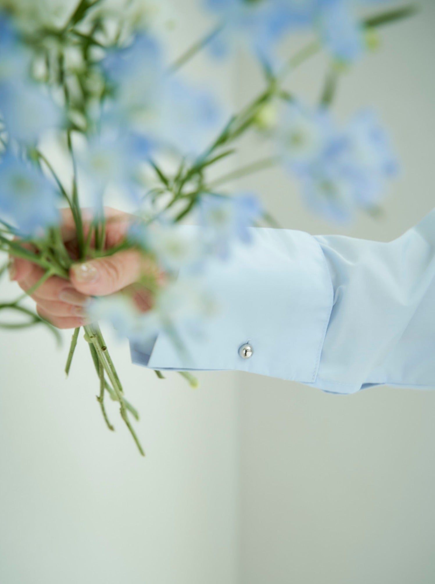 ecmile. clear button shirt