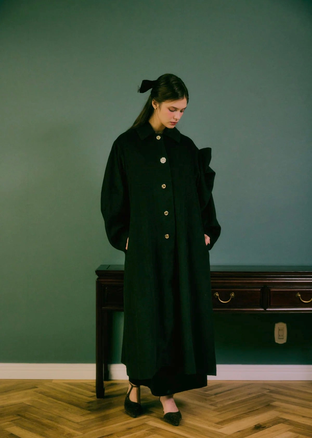 e. BIJOU RIBBON COAT