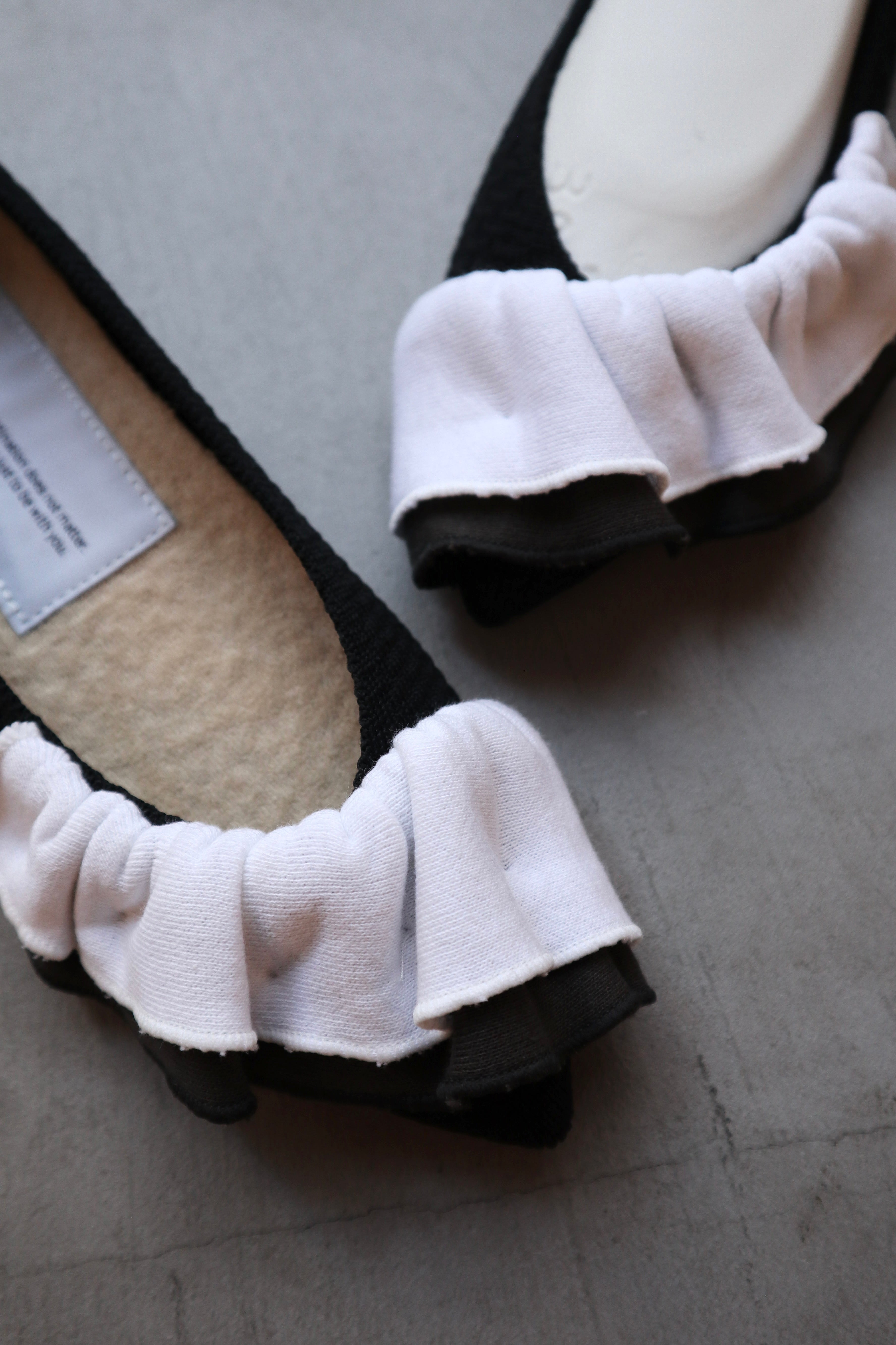 【ecmile. × Öffen】upcycle frill-pointed