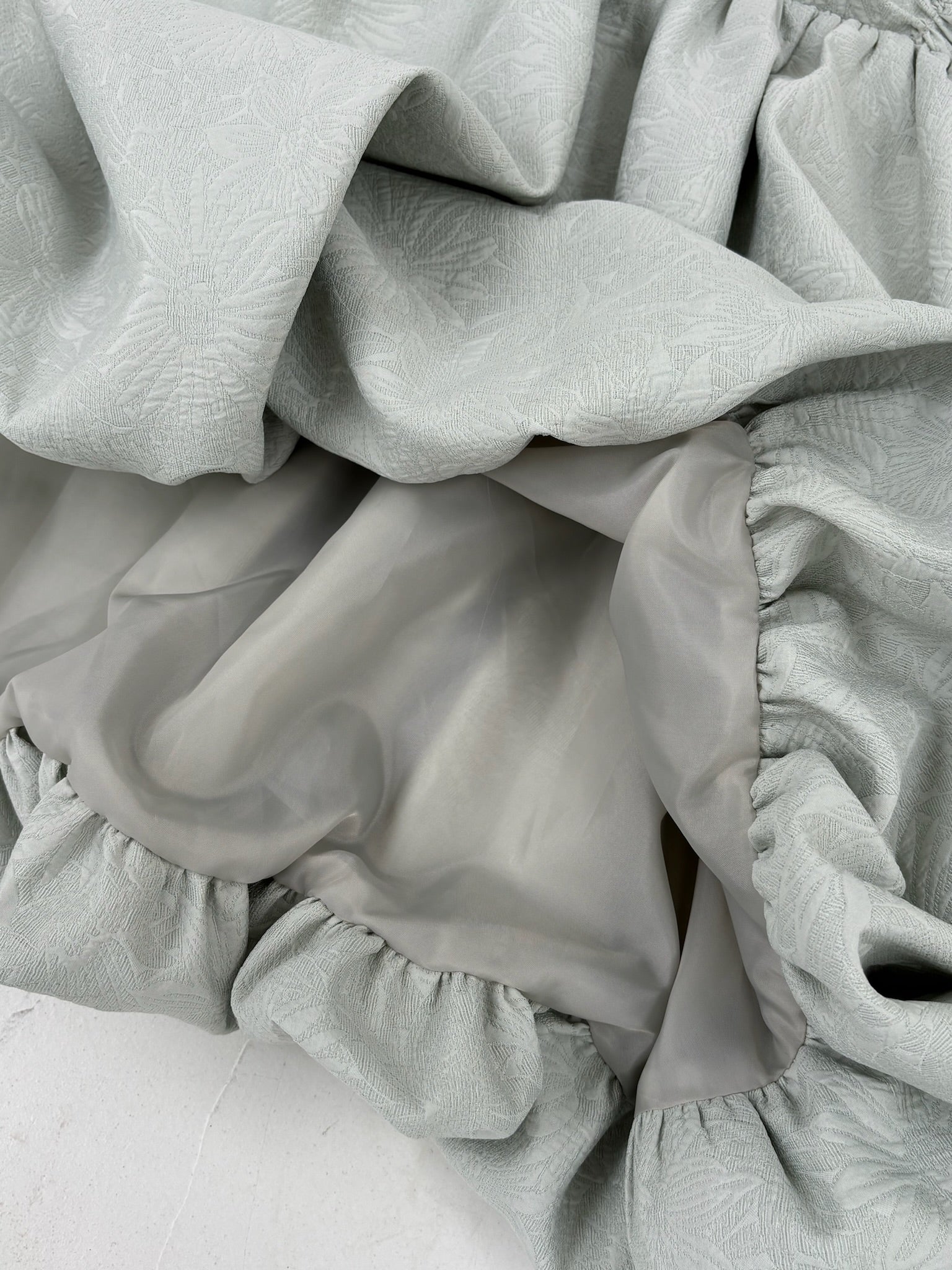 Asymmetry lace cami top