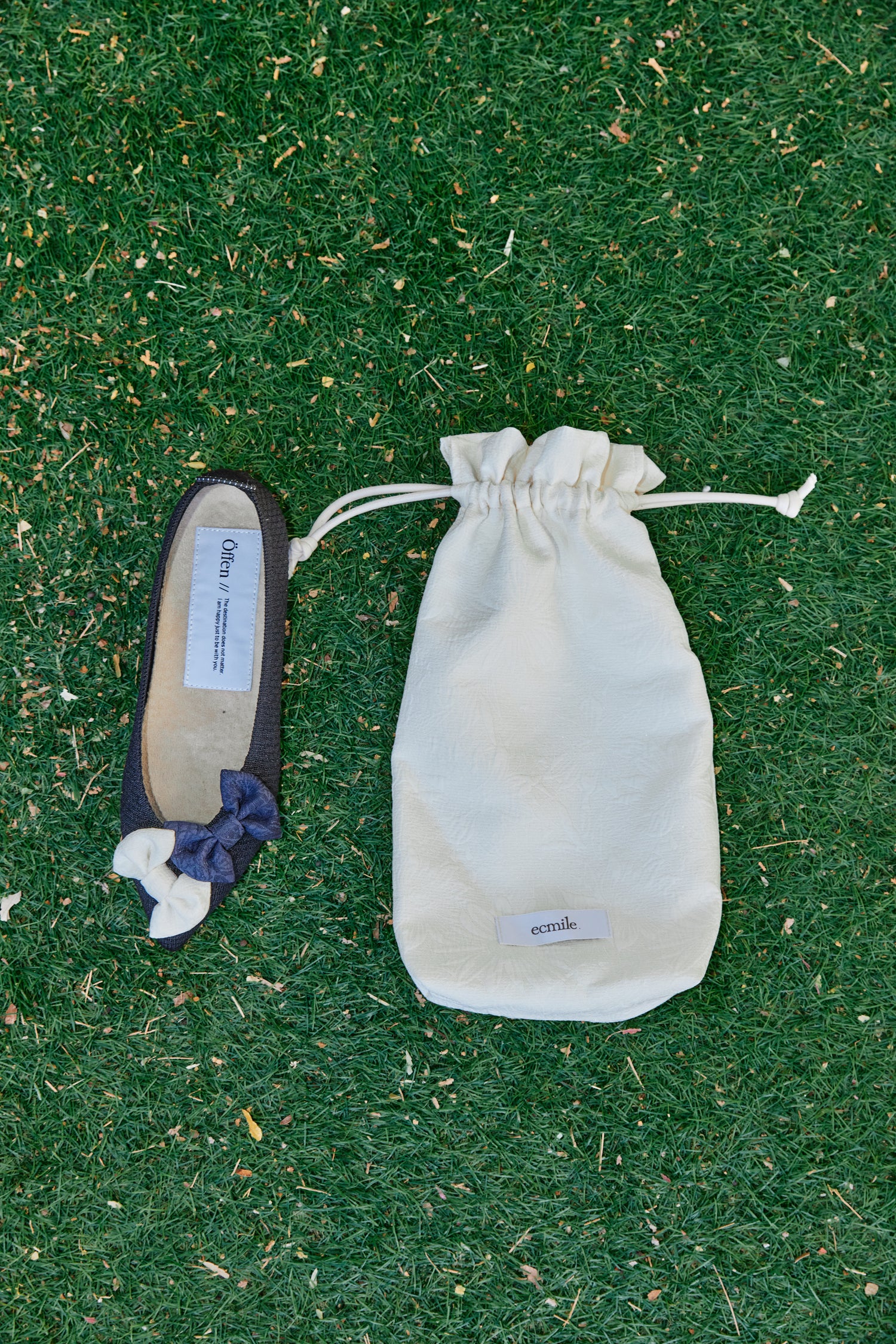 【ecmile. × Öffen】RE:BALLET RIBBON ( UPCYCLE POUCH SET )