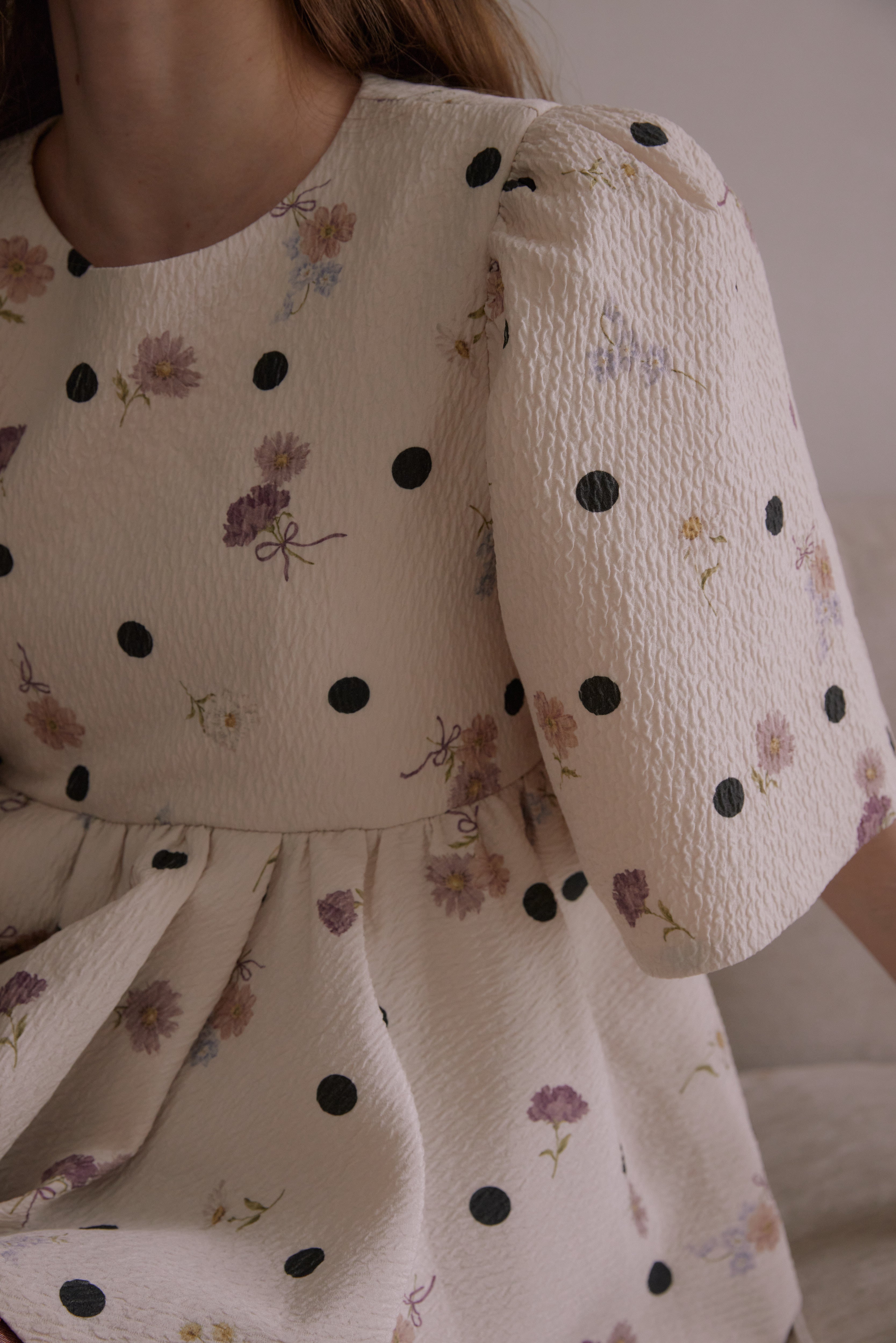 BOUQUET DOT TOP