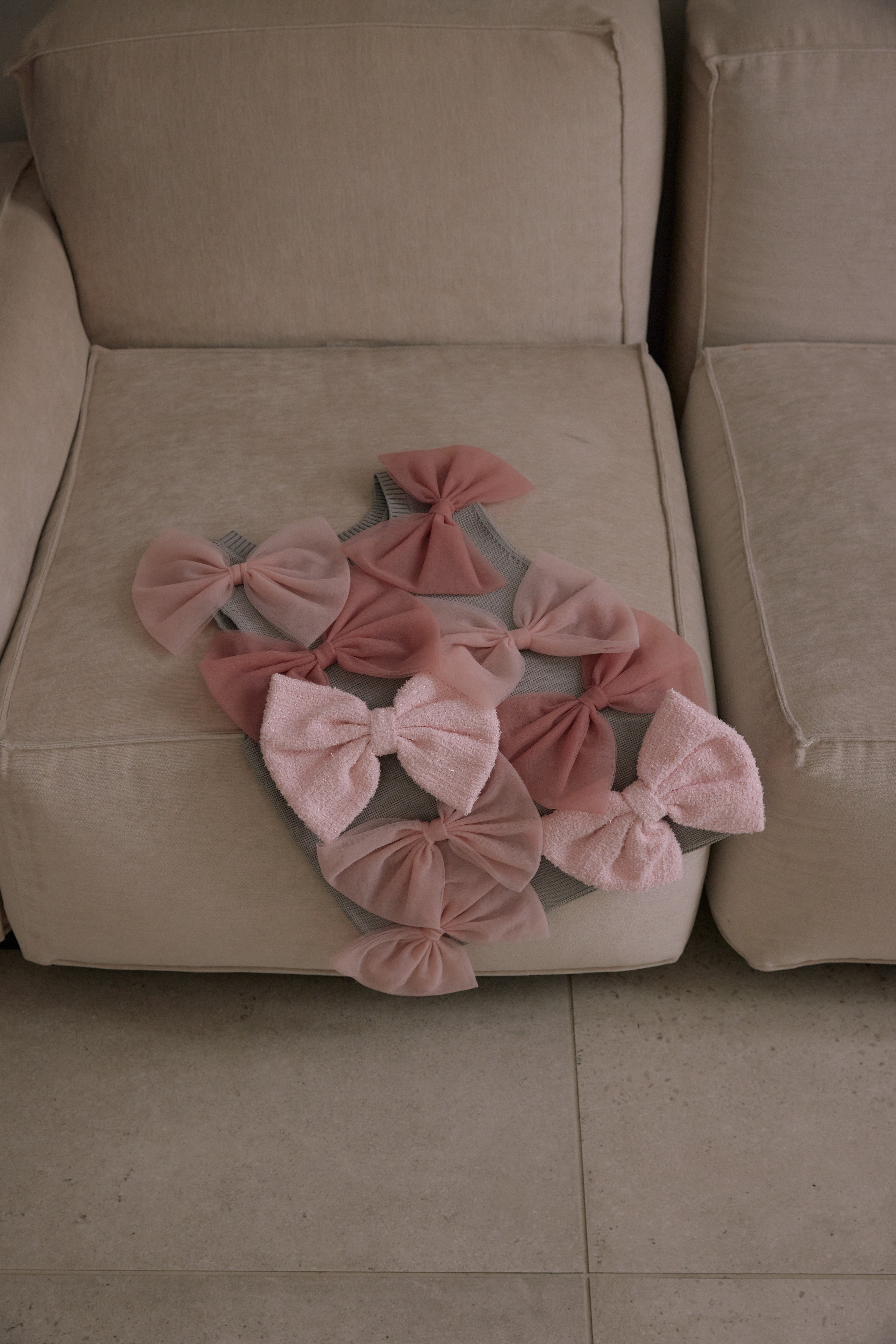 RIBBON RIBBON TOP