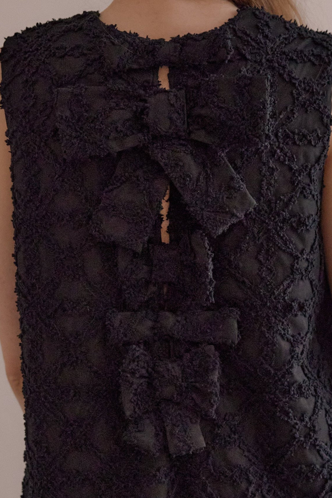 TEXTURED RIBBON ONEPIECE