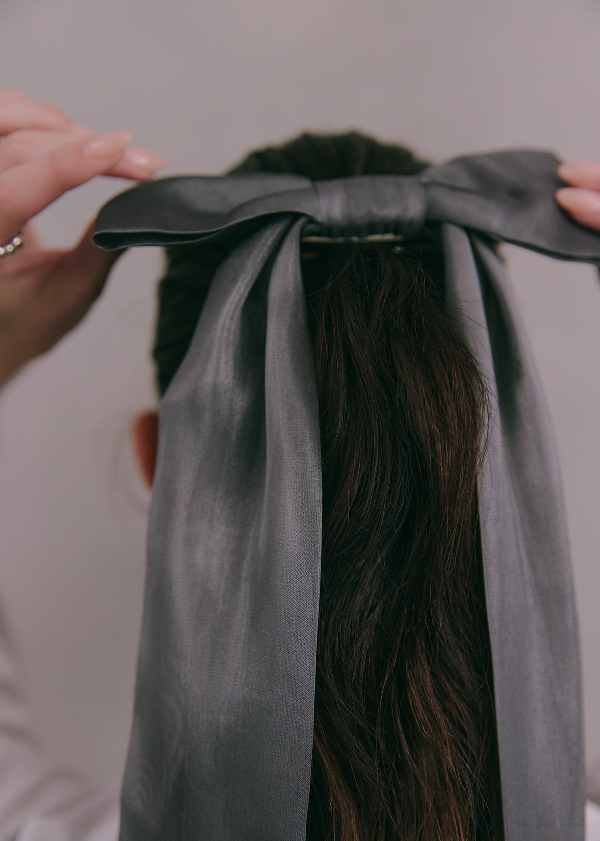 UPCYCLE RIBBON BARRETTE LONG | GRY
