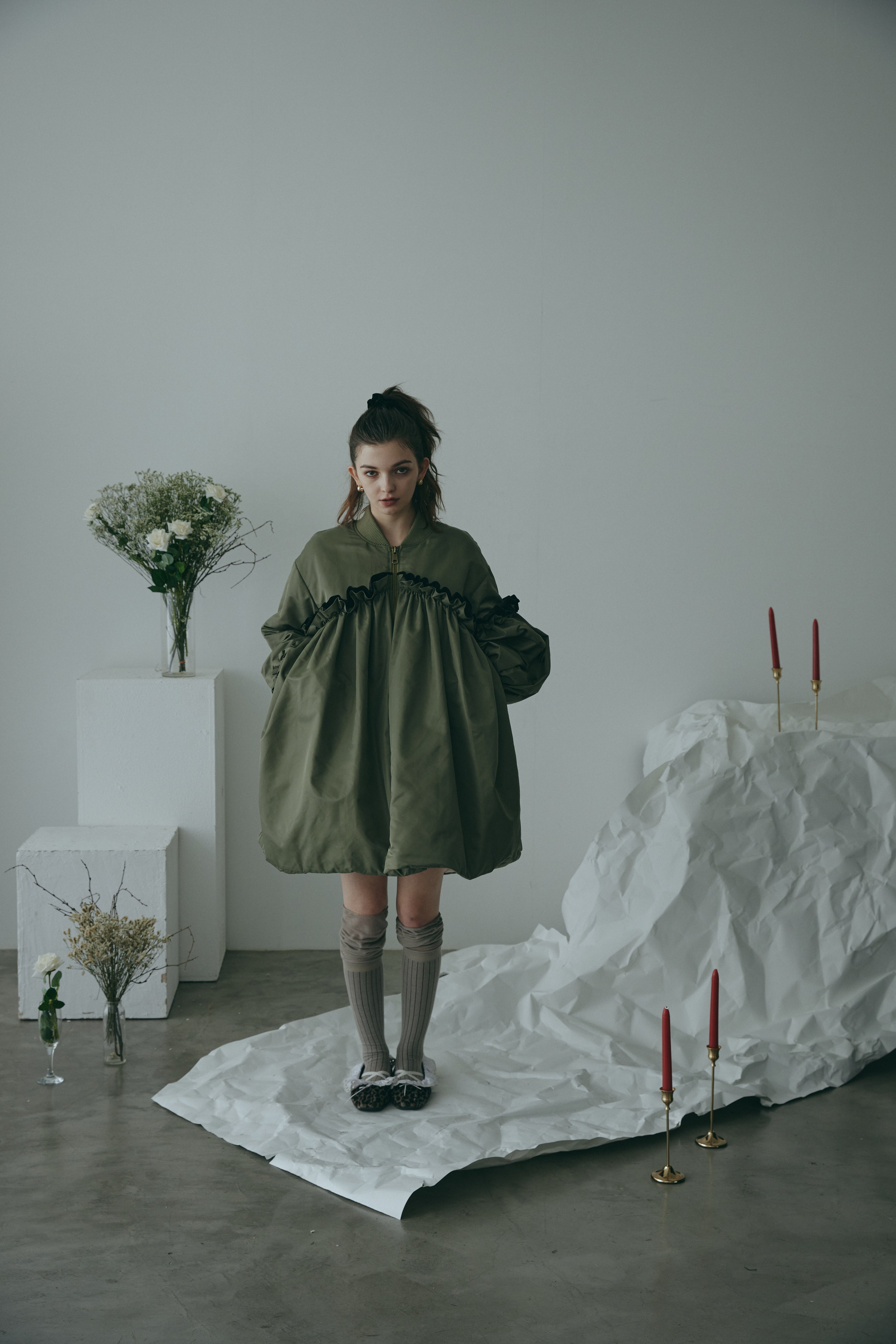 エクミール ecmile CHÉRIE A-LINE FRILL COAT CHÉRIE A-LINE FRILL COAT