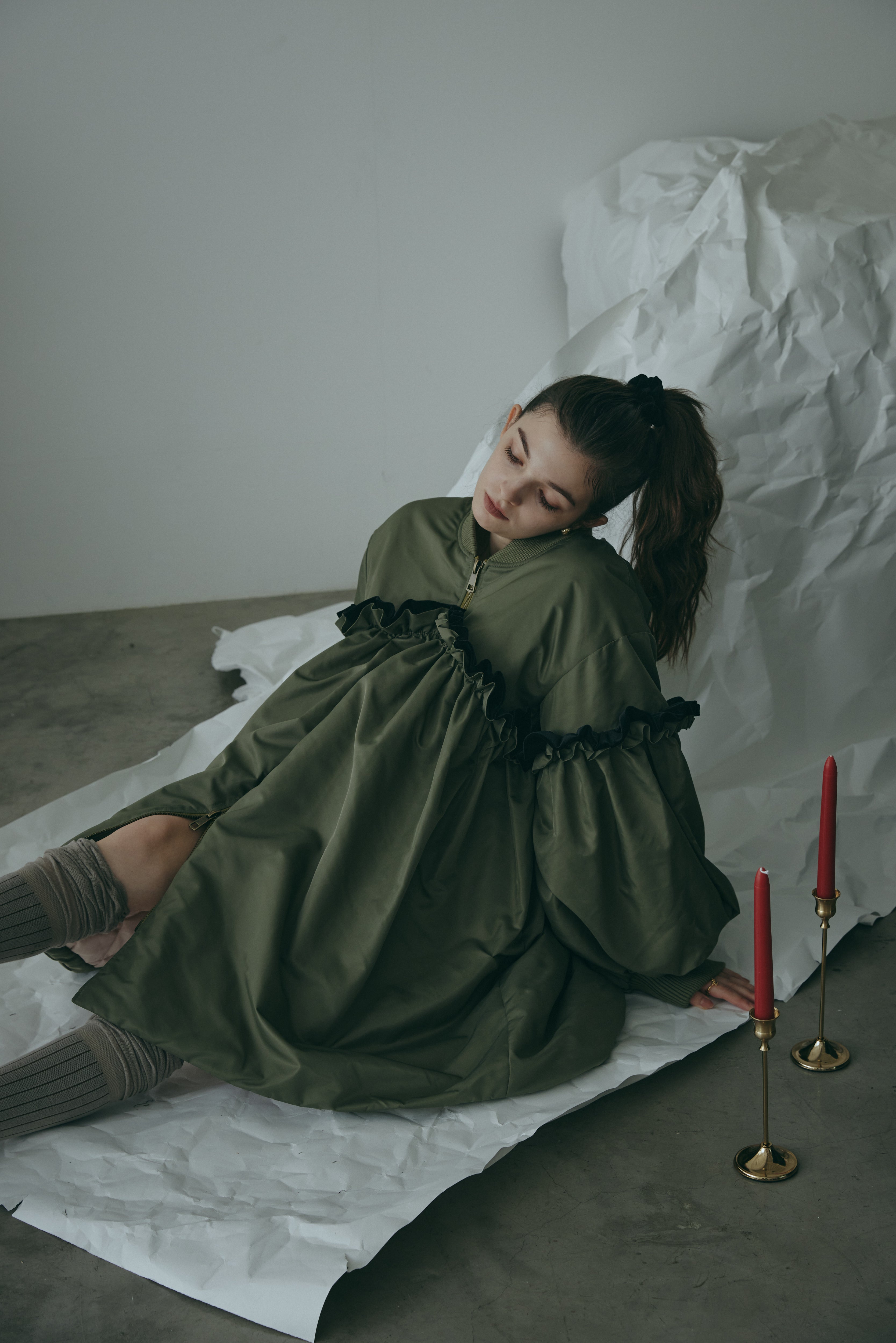 エクミール ecmile CHÉRIE A-LINE FRILL COAT CHÉRIE A-LINE FRILL COAT