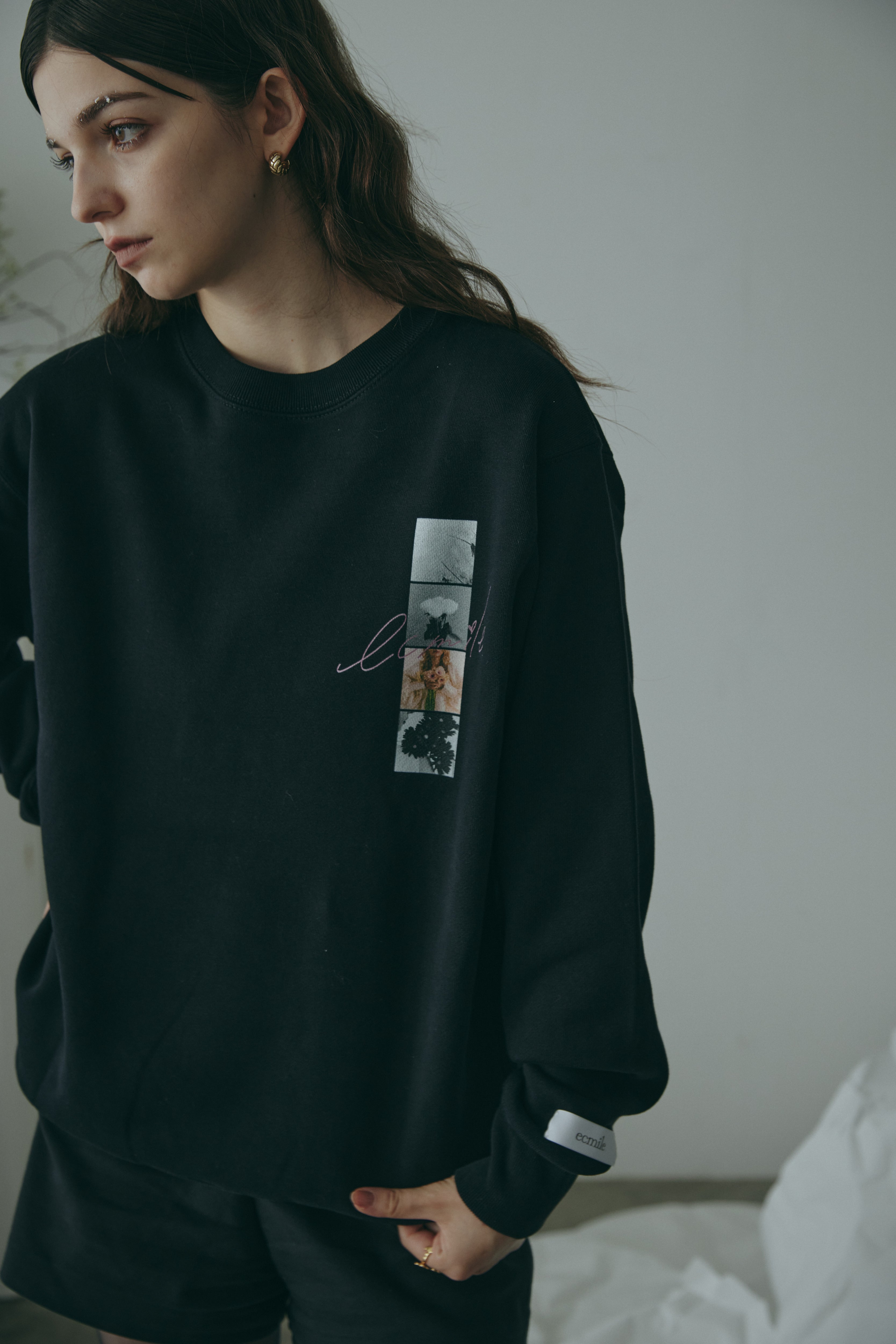 【HOLIDAY PAIR SET】ecmile. ANNIVERSARY SWEAT
