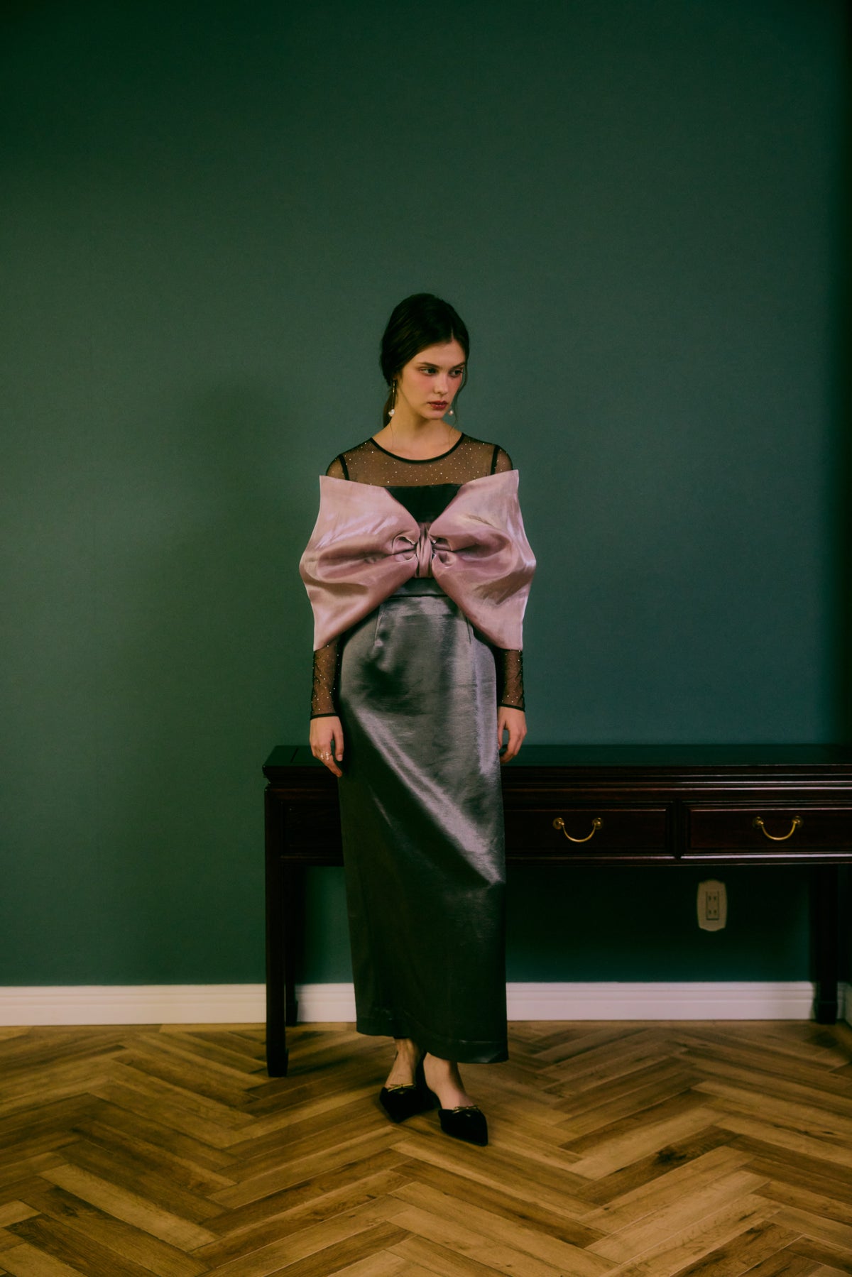 CLASSIC RIBBON DRESS