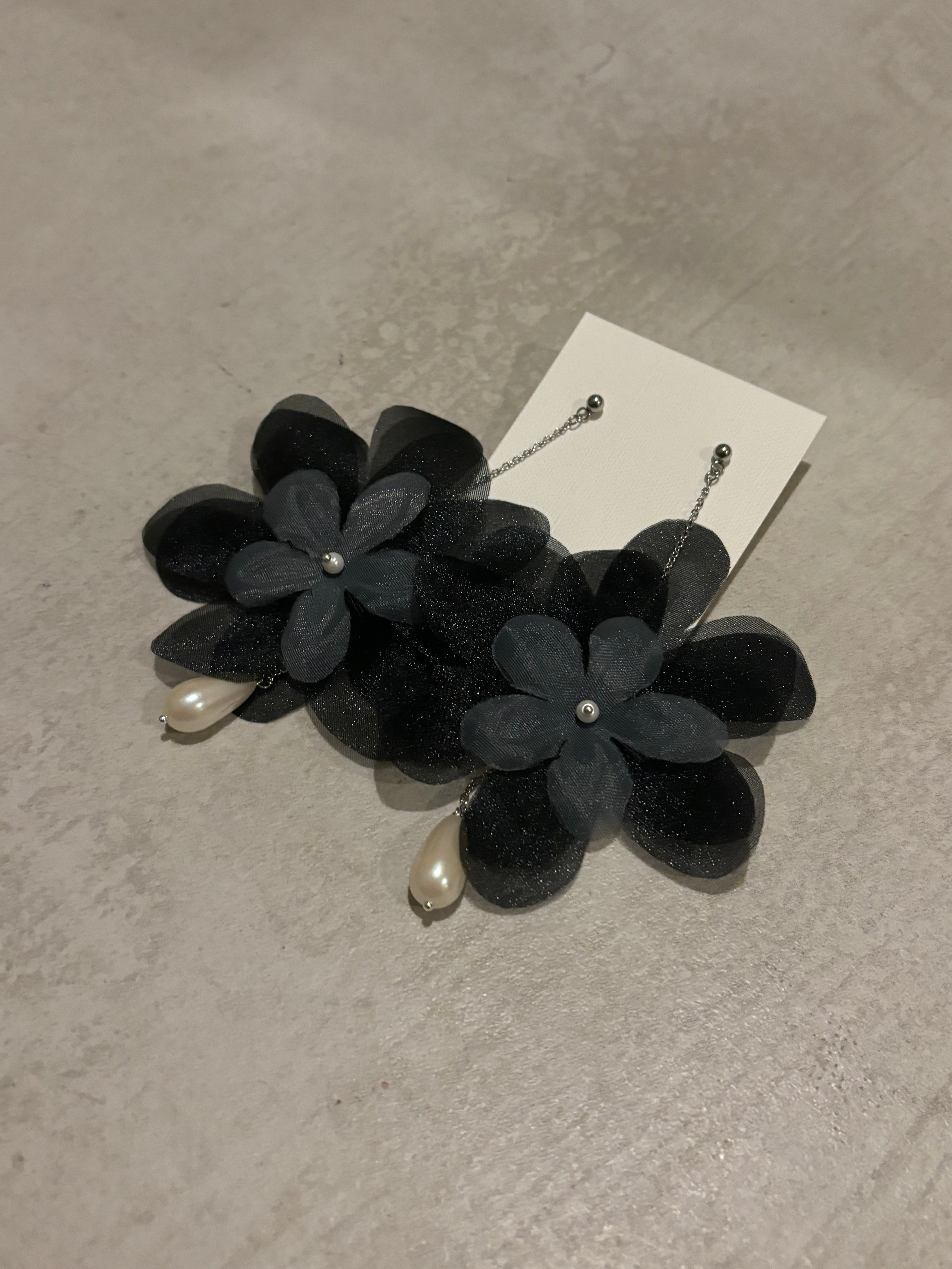 【Upcycle】oroginal flower pierce